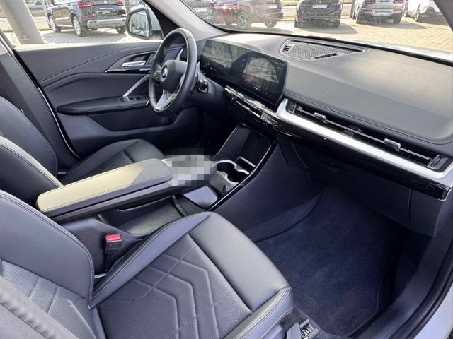 BMW X1 23 d xDrive xLine AHK ACC Leder adap.LED foto 11