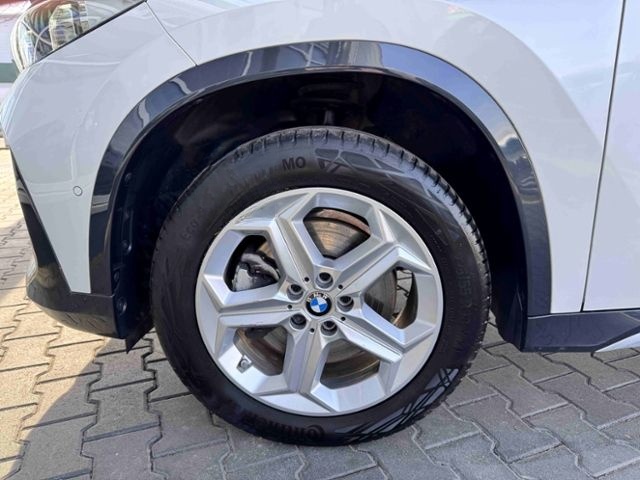 BMW X1 23 d xDrive xLine AHK ACC Leder adap.LED foto 19