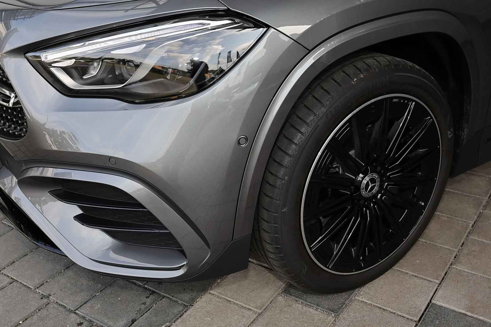 Mercedes-Benz GLA 200 AMG MBUX+RüKam+M-LED+Pano+AHK+Distronic foto 3