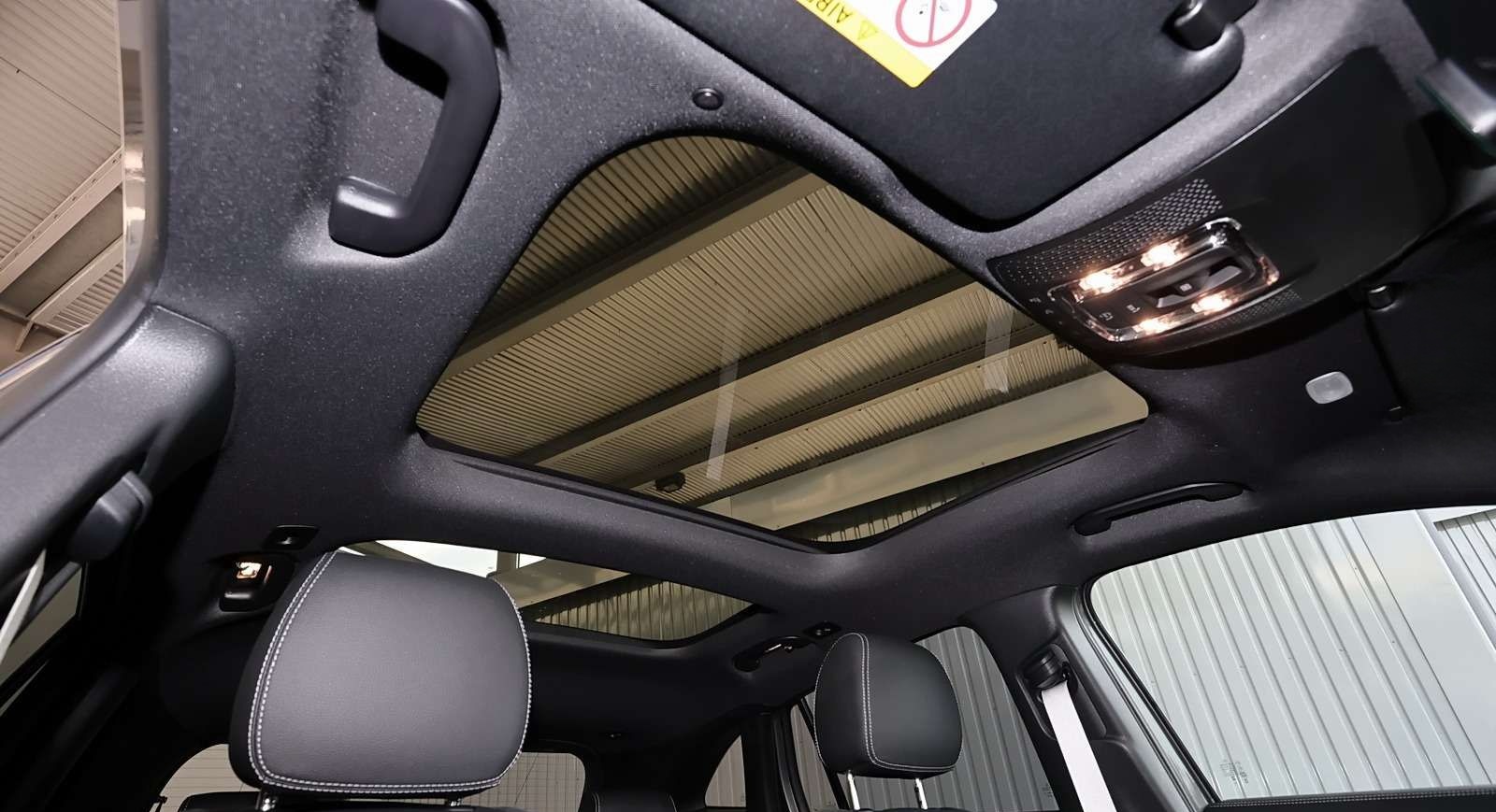 Mercedes-Benz GLA 200 AMG MBUX+RüKam+M-LED+Pano+AHK+Distronic foto 7