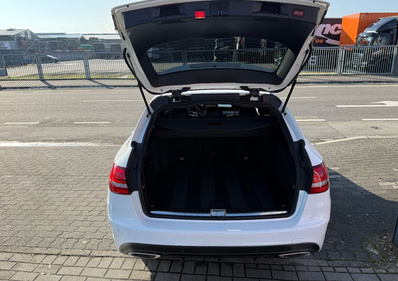 Mercedes-Benz C 400 T 4Matic AMG-line ILS Keyless FINANZIERUNG foto 15