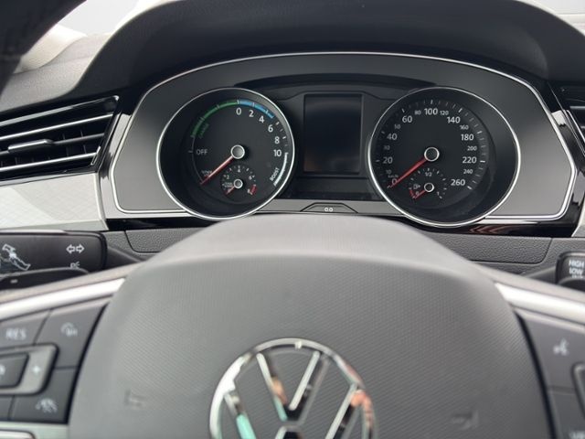 Volkswagen Passat Variant 1.4 TSI Hybrid GTE Kamera, Navi, foto 10