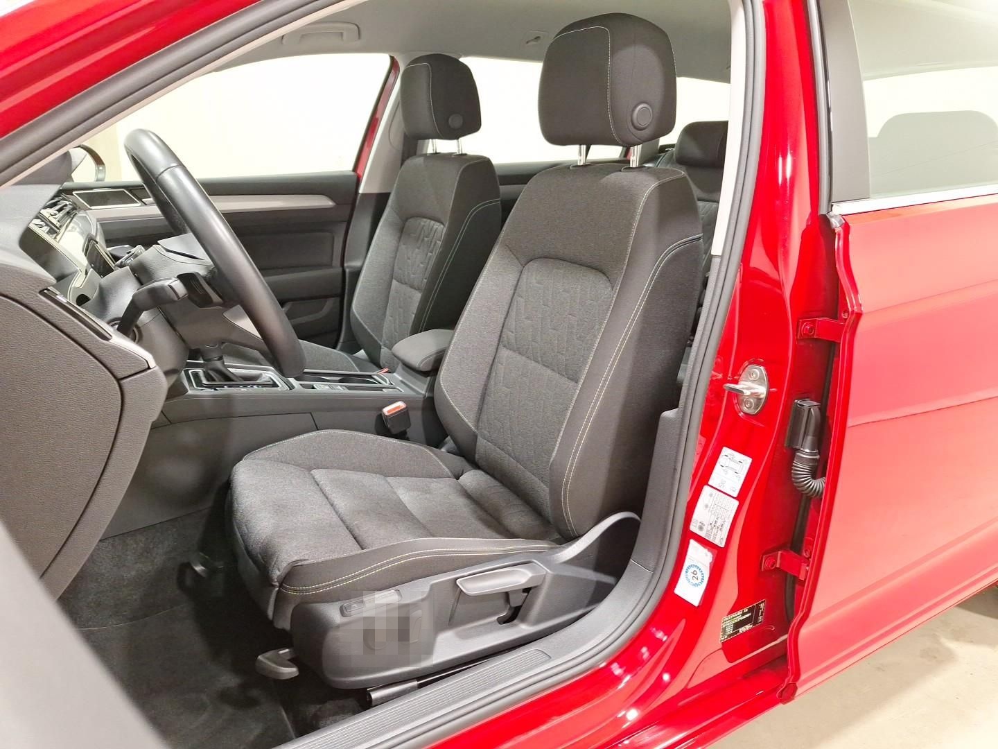 Volkswagen Passat Variant 2.0 TDI DSG Business LED|ACC|Navi foto 20