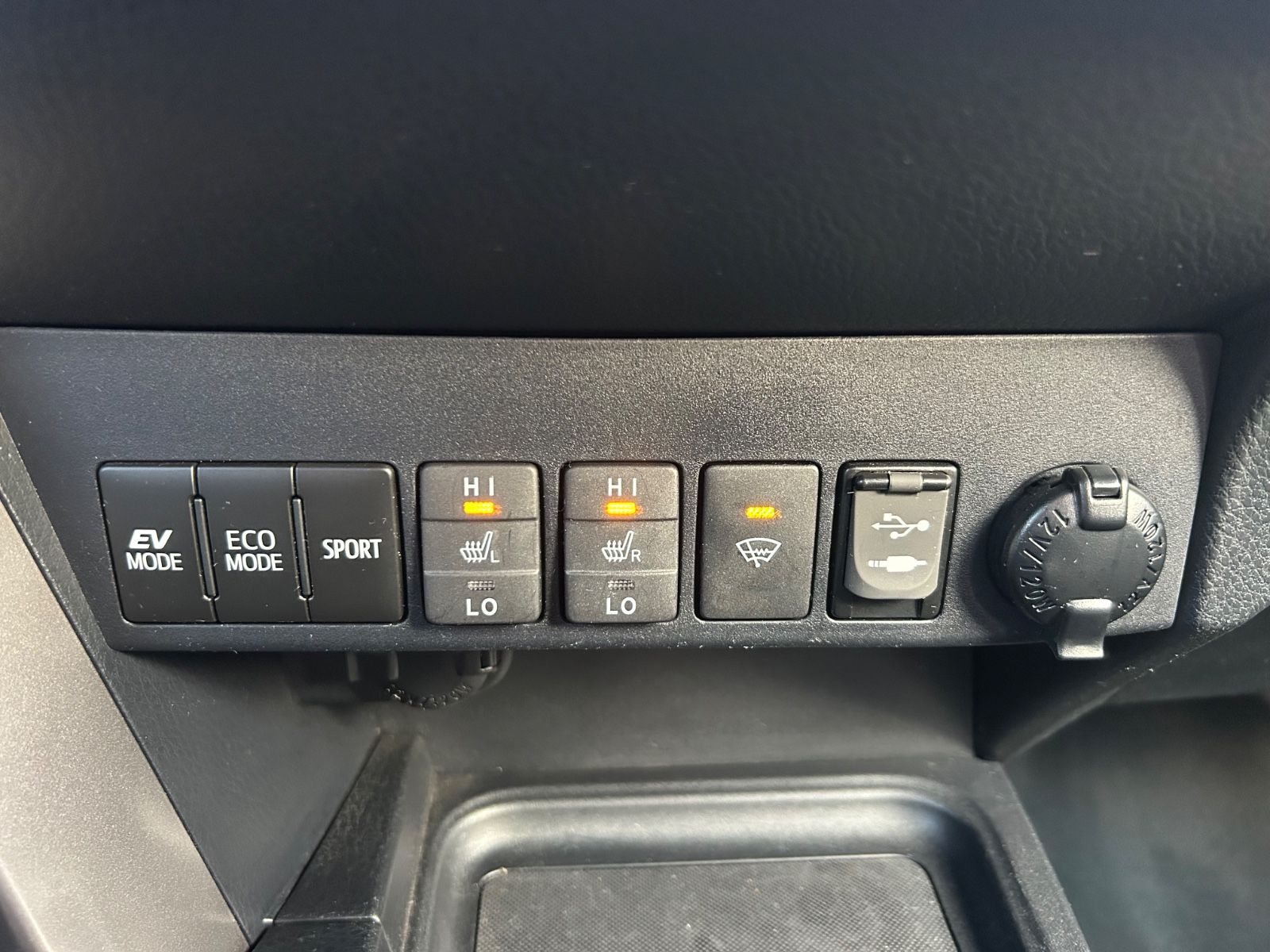 Toyota RAV 4 Team D 2.5  *LED*Keyless*Kamera*ACC*SHZ* foto 16