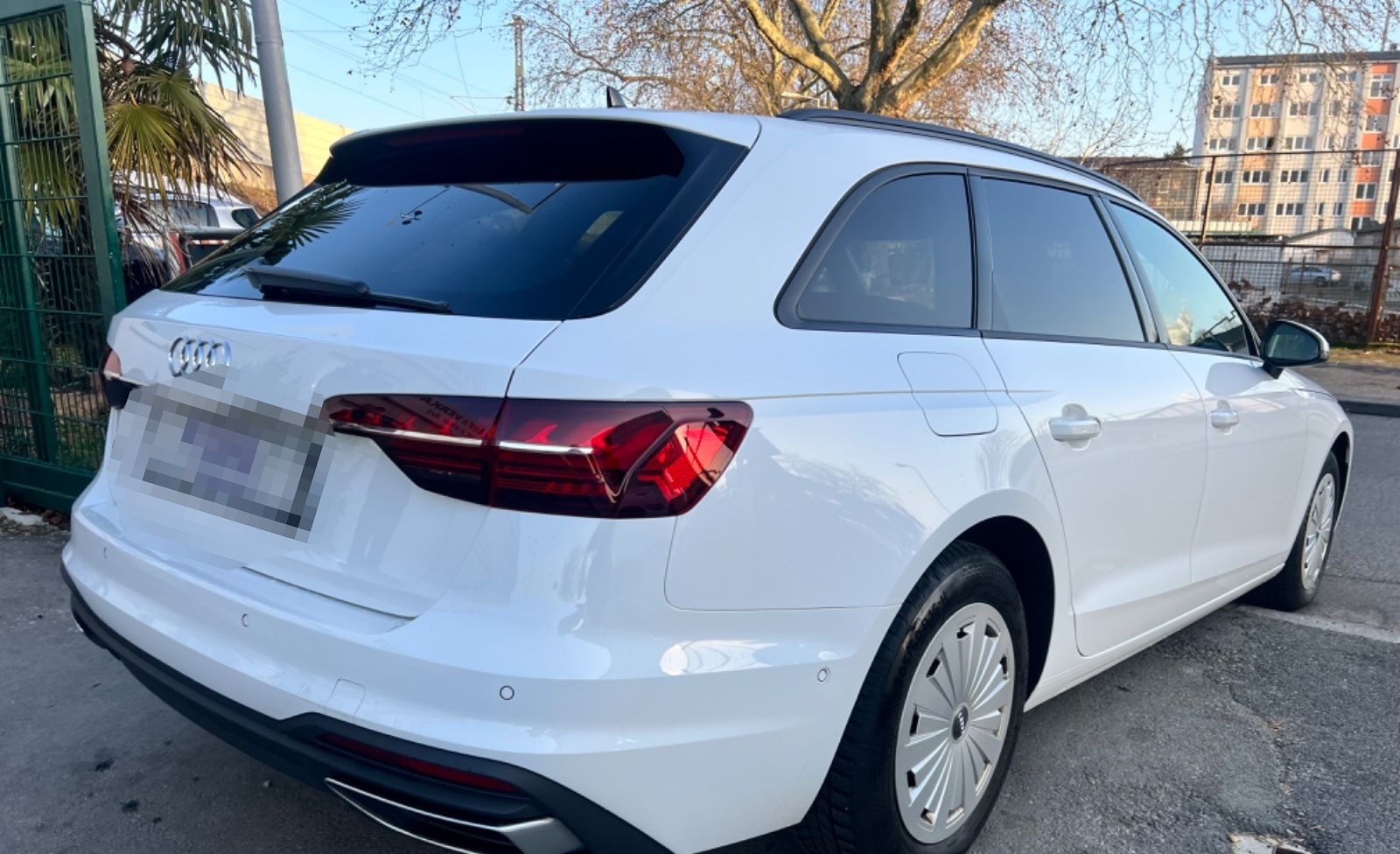 Audi A4 Avant 35 TDI S-Tronic / 1.Hand foto 6