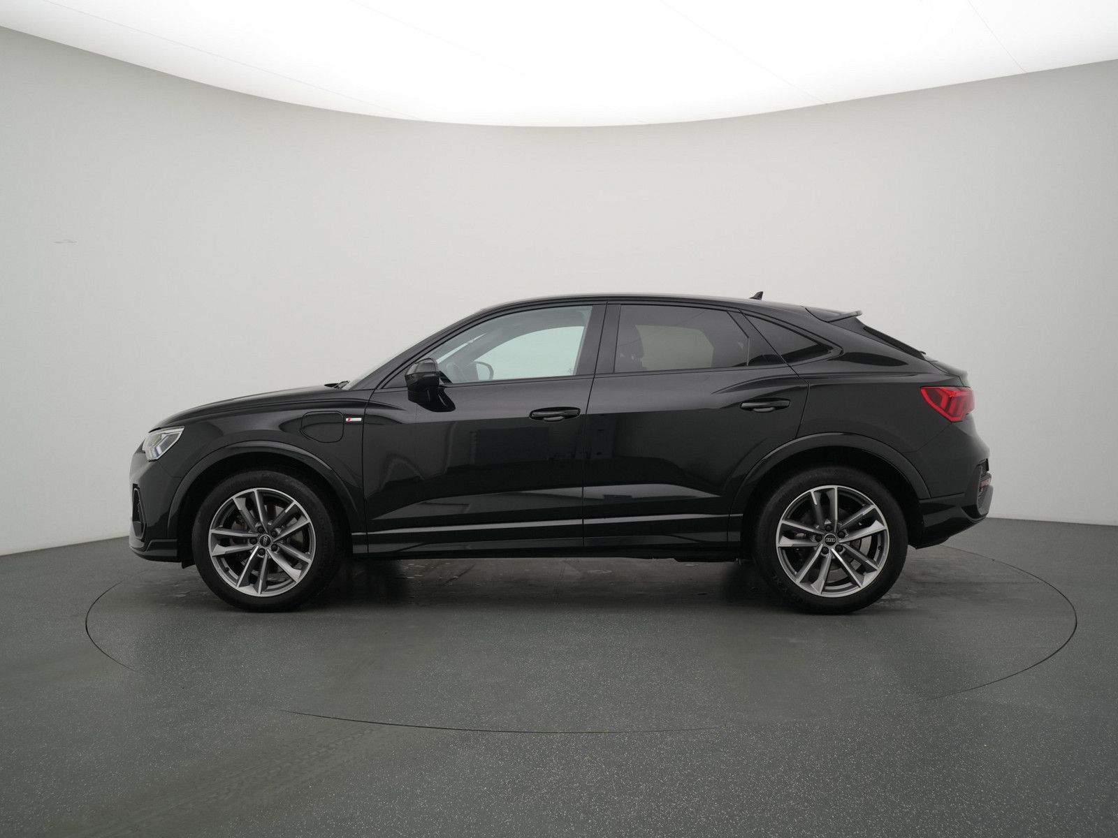 Audi Q3 Sportback e S line S-TRON LEDER NAVI VIRT ACC foto 16