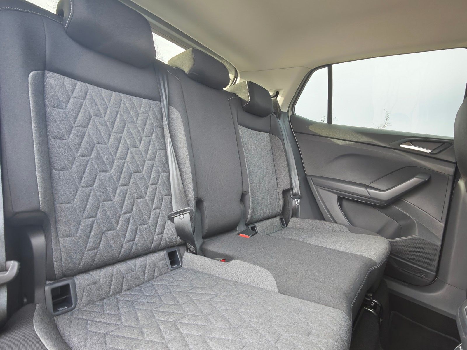 Volkswagen T-Cross MOVE 1.0 TSI LED*Nav*PDC*SHZ*Alu* foto 15