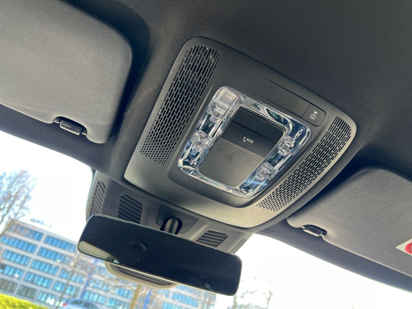 Mercedes-Benz GLB 35 AMG 4M Speedshift DCT 8G *LED*360°*DISTRO foto 24