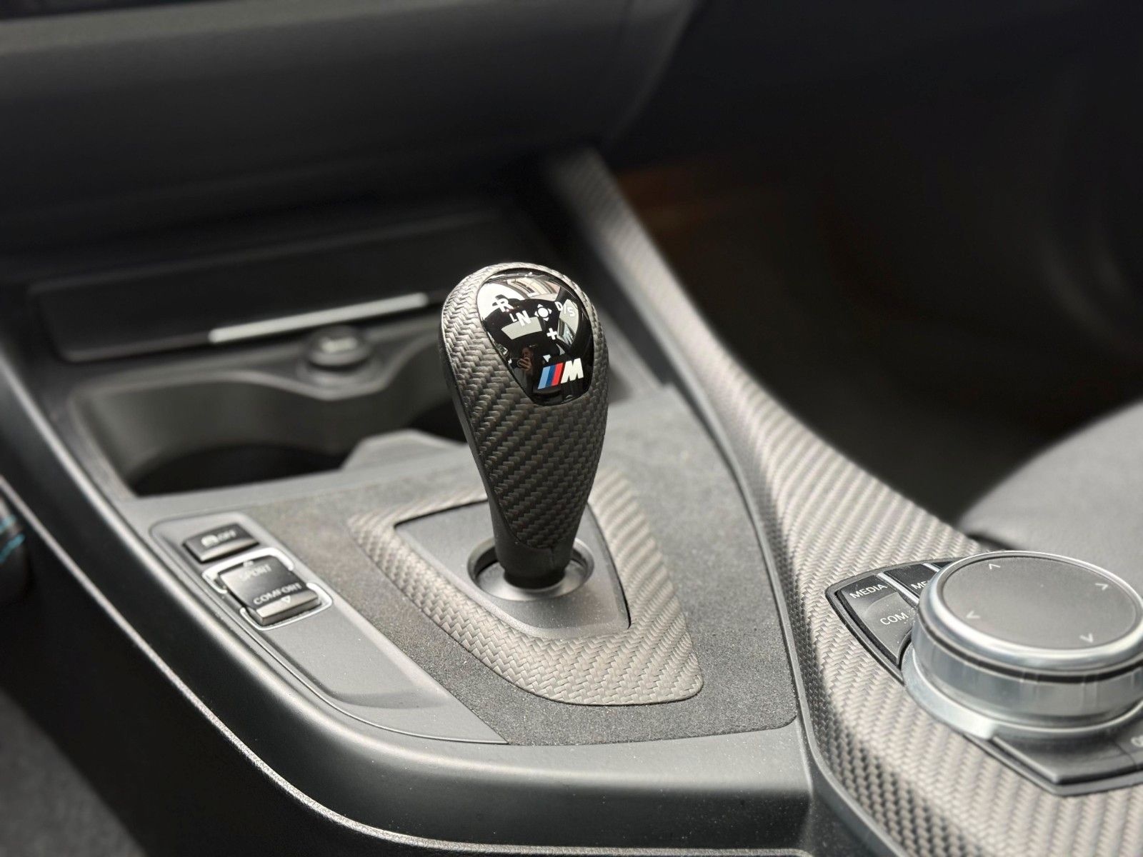 BMW M2 Coupe/ PERFORMANCE AGA/ SCHIEBEDACH/ H&K foto 25