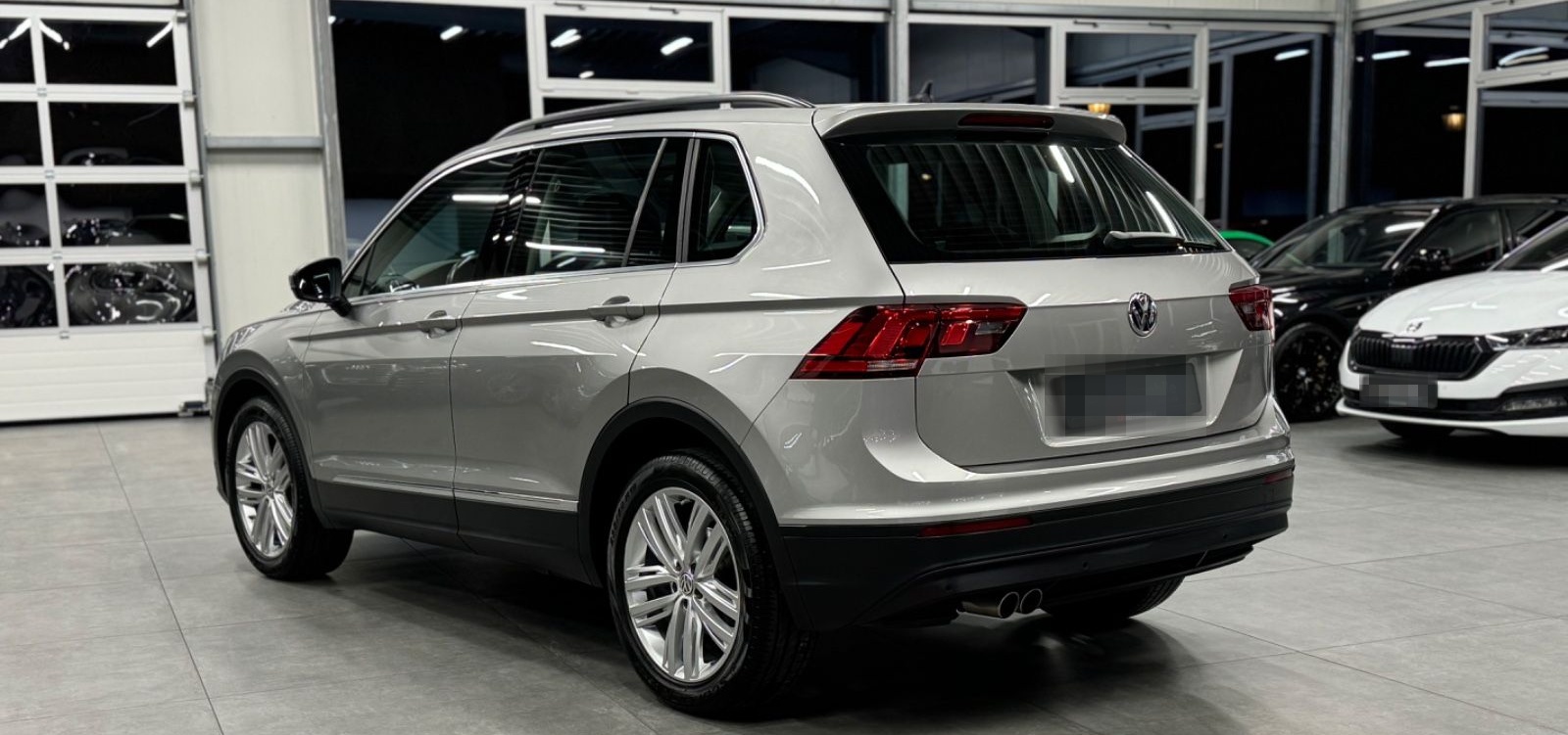 Volkswagen Tiguan Comfortline 4Motion DSG Navi AHK 19Zoll foto 11