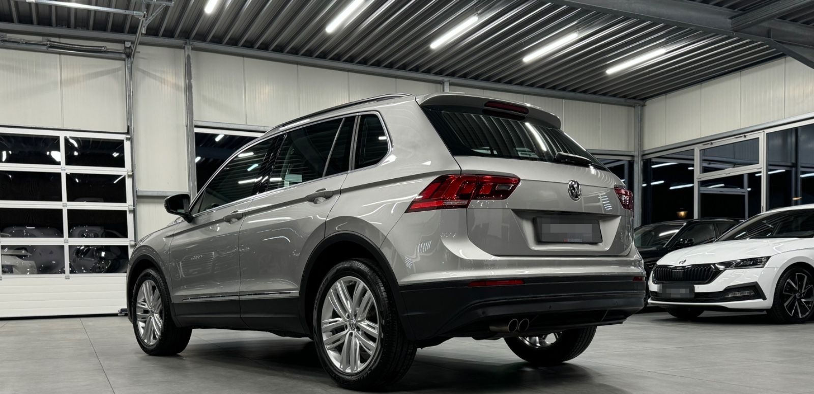 Volkswagen Tiguan Comfortline 4Motion DSG Navi AHK 19Zoll foto 12