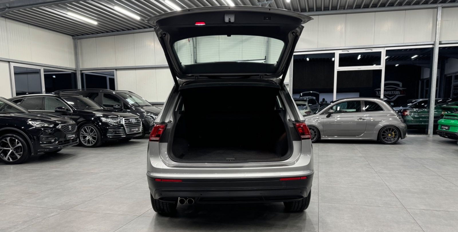 Volkswagen Tiguan Comfortline 4Motion DSG Navi AHK 19Zoll foto 14