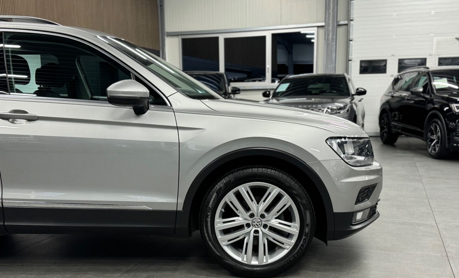 Volkswagen Tiguan Comfortline 4Motion DSG Navi AHK 19Zoll foto 19