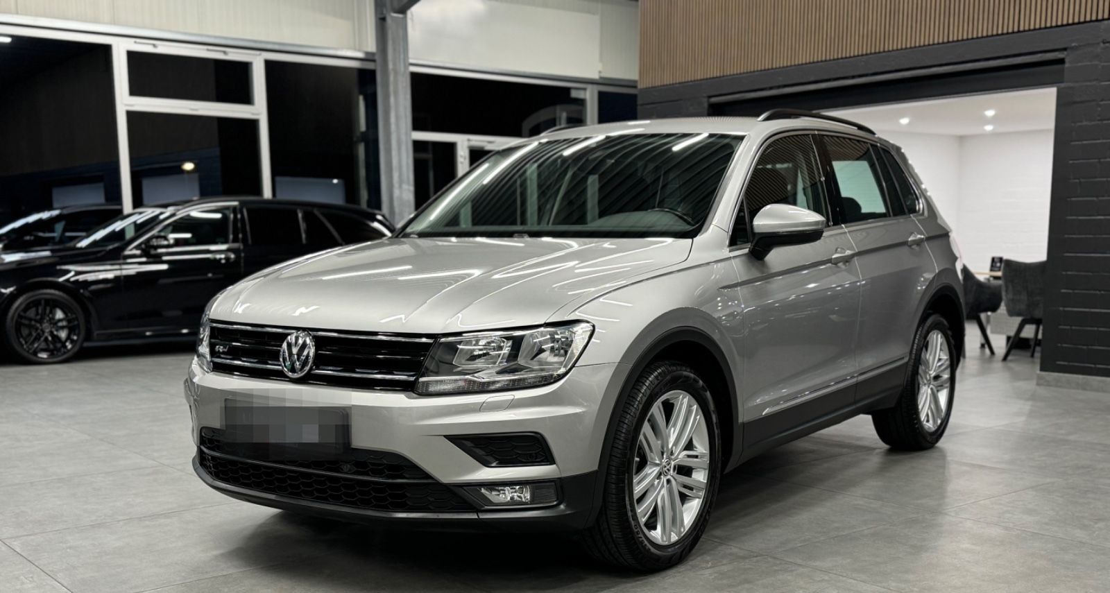 Volkswagen Tiguan Comfortline 4Motion DSG Navi AHK 19Zoll foto 7