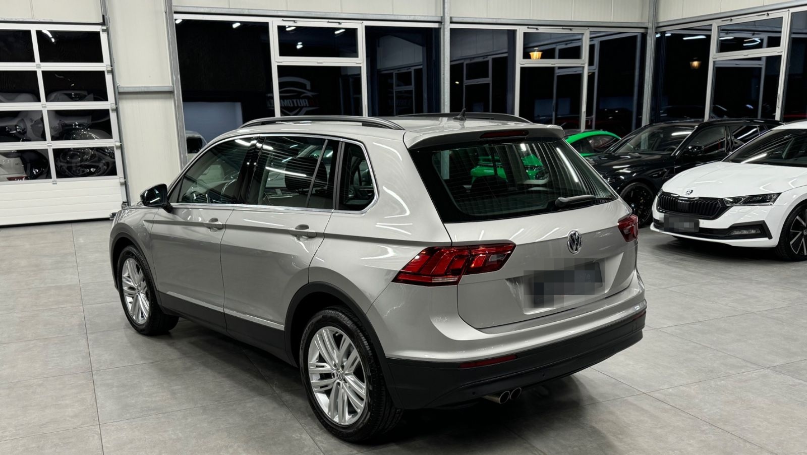 Volkswagen Tiguan Comfortline 4Motion DSG Navi AHK 19Zoll foto 10