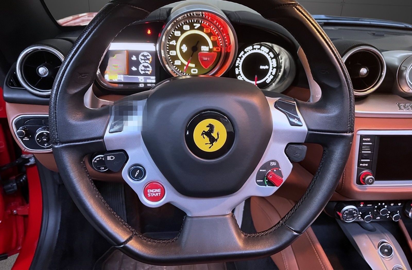 Ferrari California T foto 11
