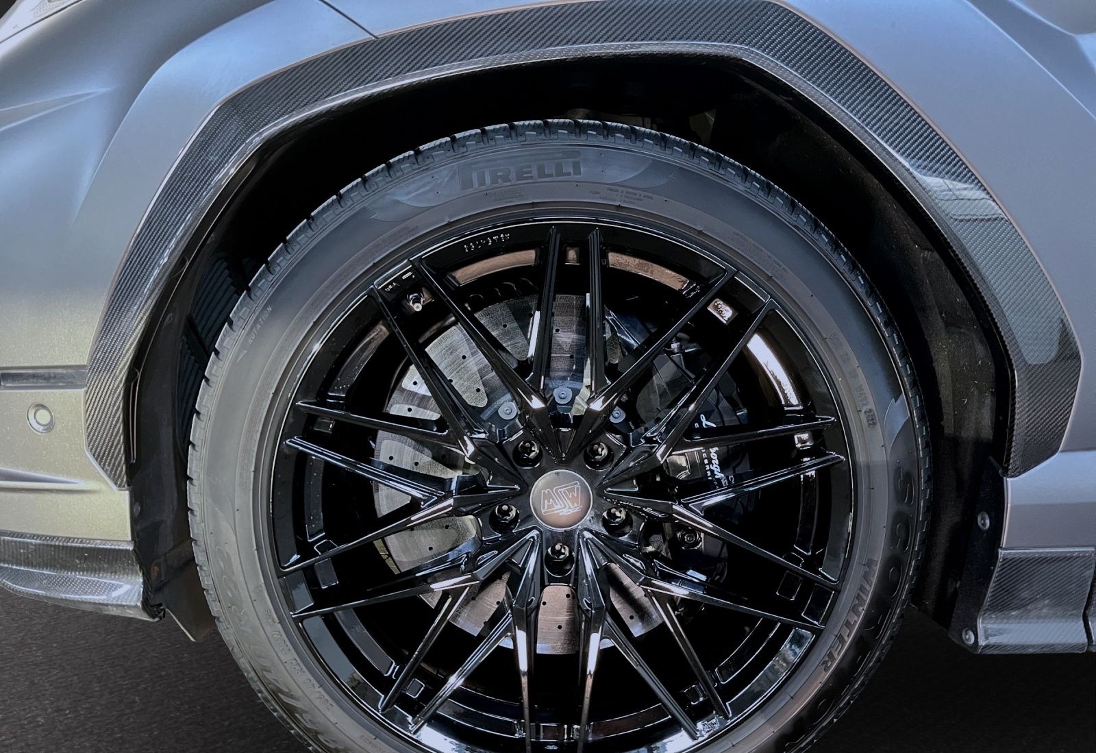 Lamborghini Urus  Perfomante foto 20
