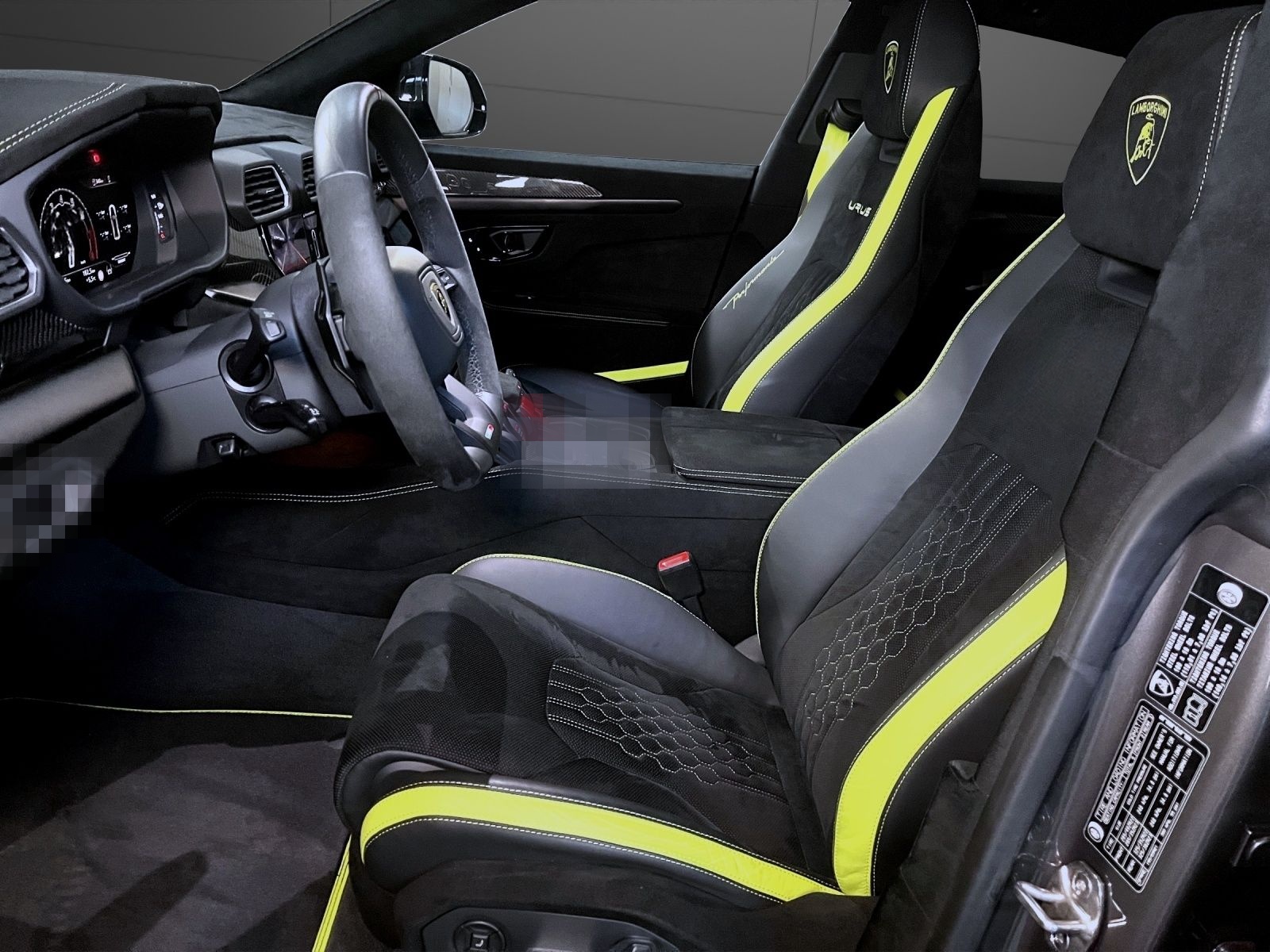 Lamborghini Urus  Perfomante foto 9