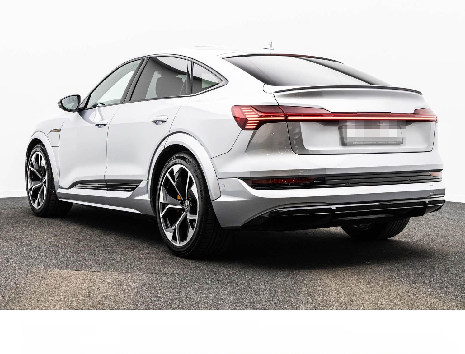 Audi E-TRON SPORTBACK S BLACK 21Z./MTRX/ACC/PANO/KAM. foto 11