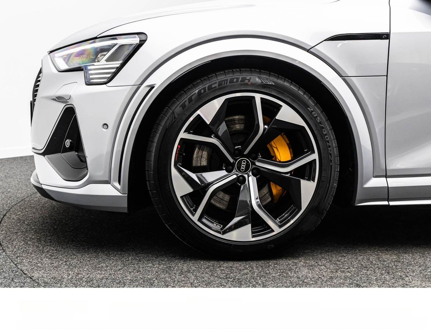 Audi E-TRON SPORTBACK S BLACK 21Z./MTRX/ACC/PANO/KAM. foto 13