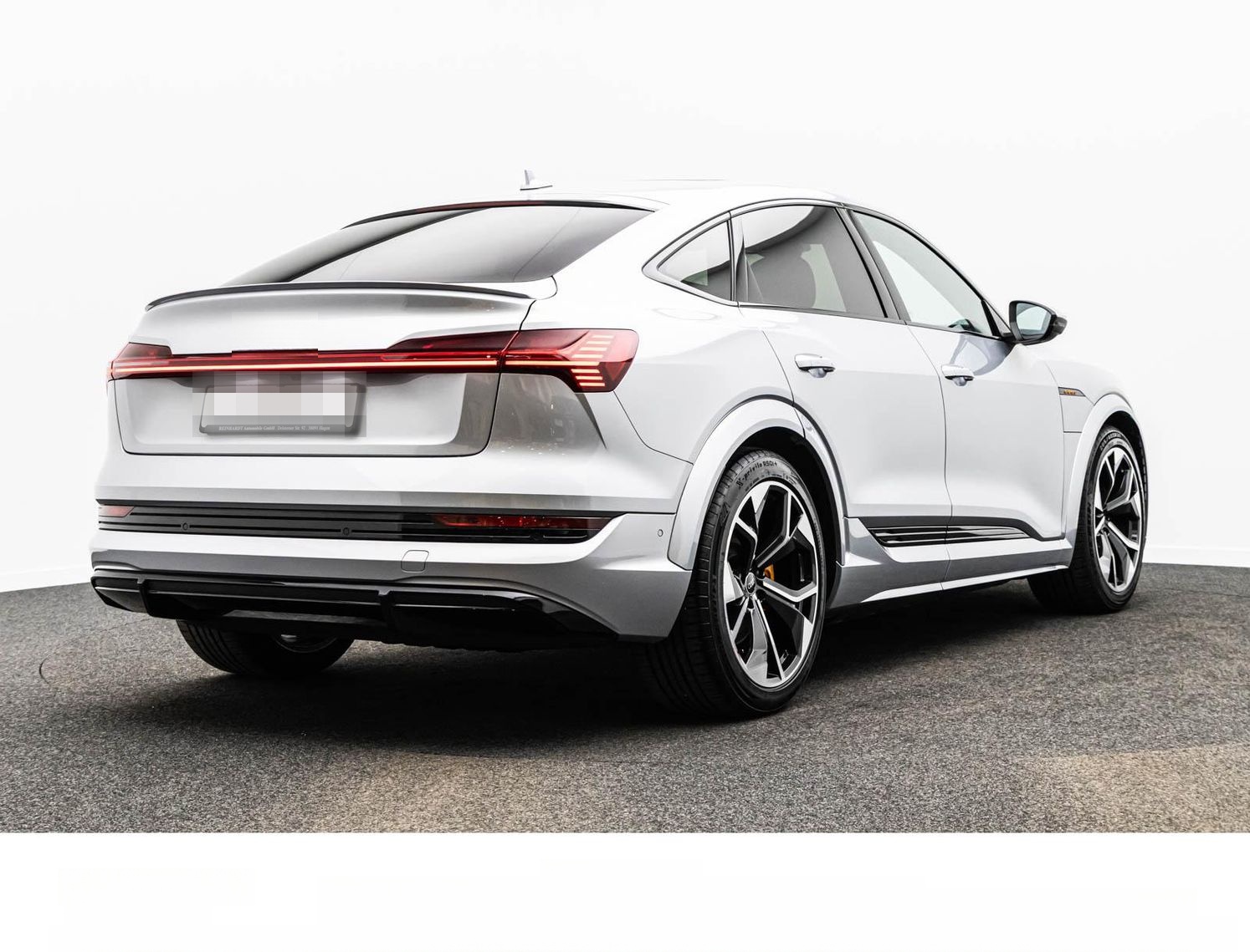 Audi E-TRON SPORTBACK S BLACK 21Z./MTRX/ACC/PANO/KAM. foto 9