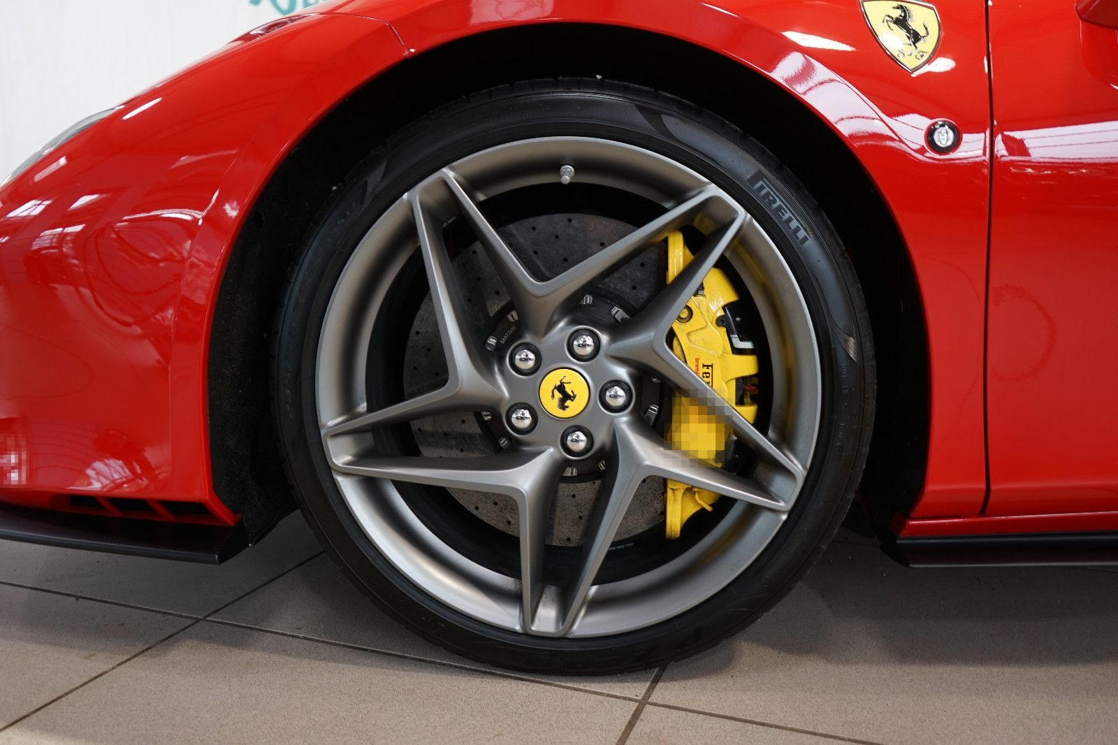 Ferrari F8 Tributo Beifahrerdisplay+Kamera+CarbonLenkrad foto 8