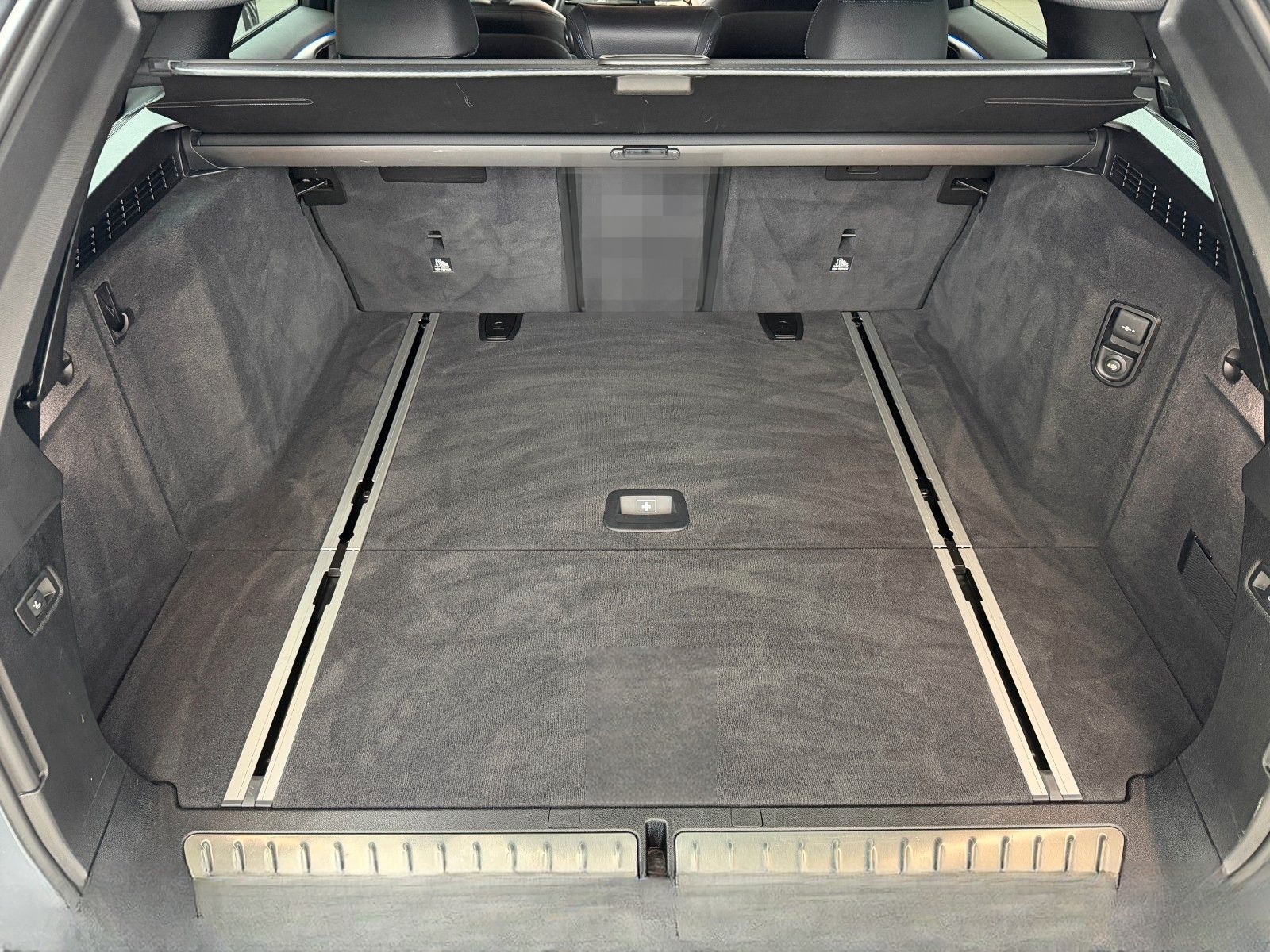 BMW 530d Touring xDrive M Sport AHK + STANDHEIZUNG foto 19