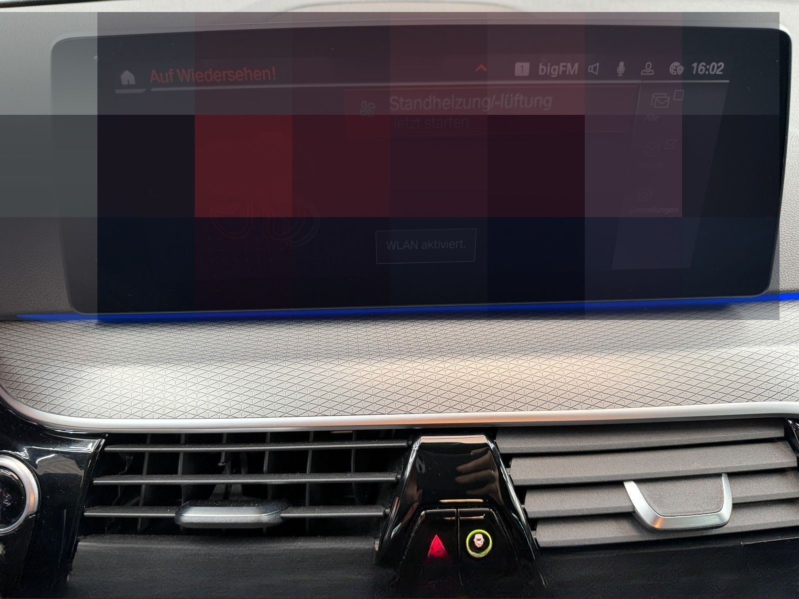 BMW 530d Touring xDrive M Sport AHK + STANDHEIZUNG foto 25