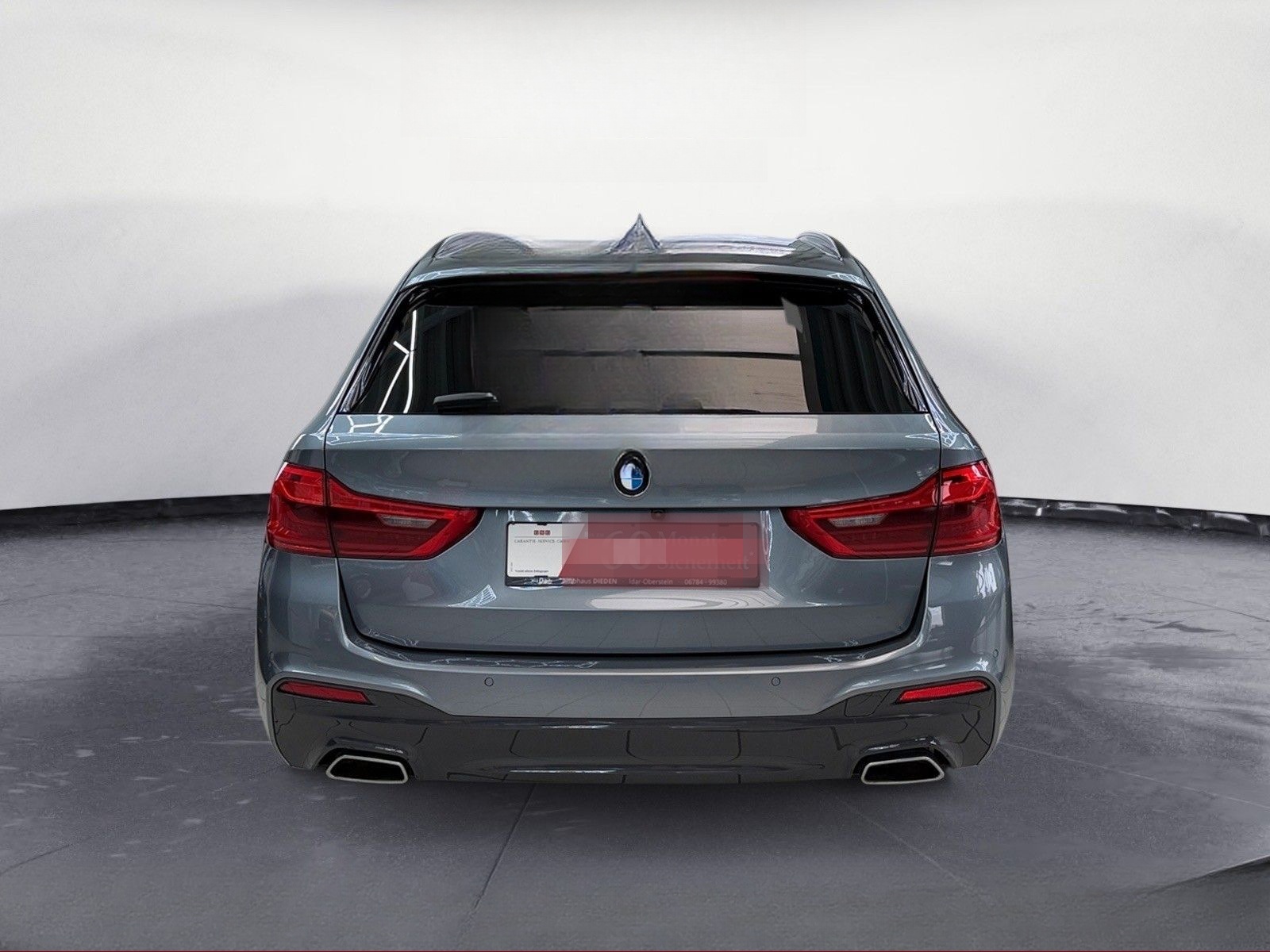 BMW 530d Touring xDrive M Sport AHK + STANDHEIZUNG foto 5