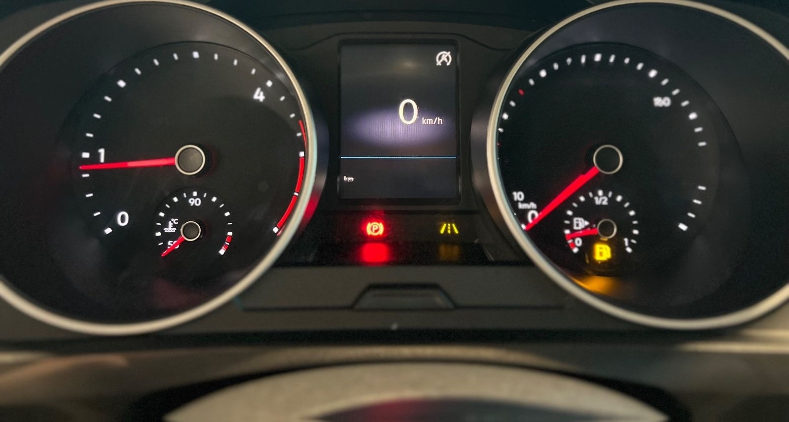 Volkswagen Tiguan Highline 2.0 TDI/R-LineExt/2.Hand/Carplay foto 14