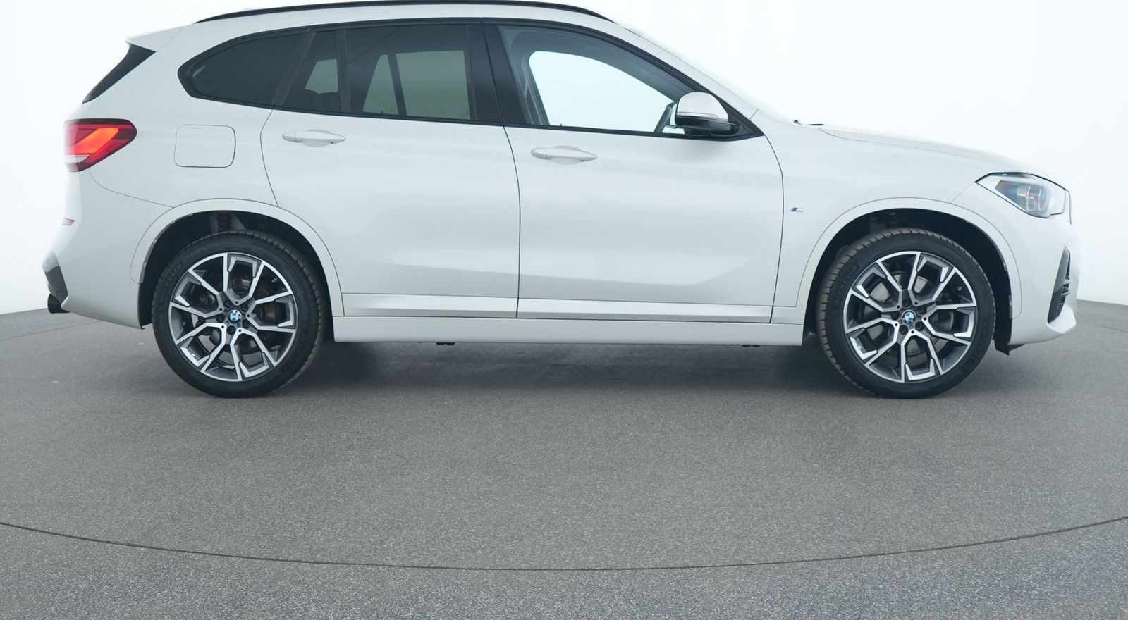 BMW X1 M-Sport AHK|Panoramadach|Kamera|Navi|Kamera foto 6