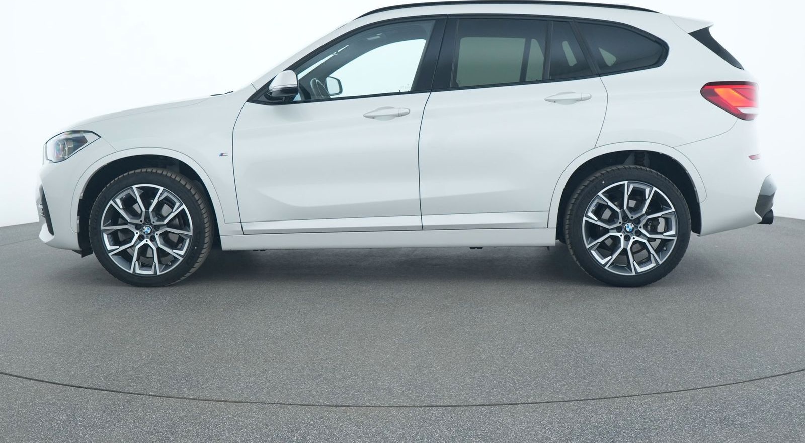 BMW X1 M-Sport AHK|Panoramadach|Kamera|Navi|Kamera foto 10