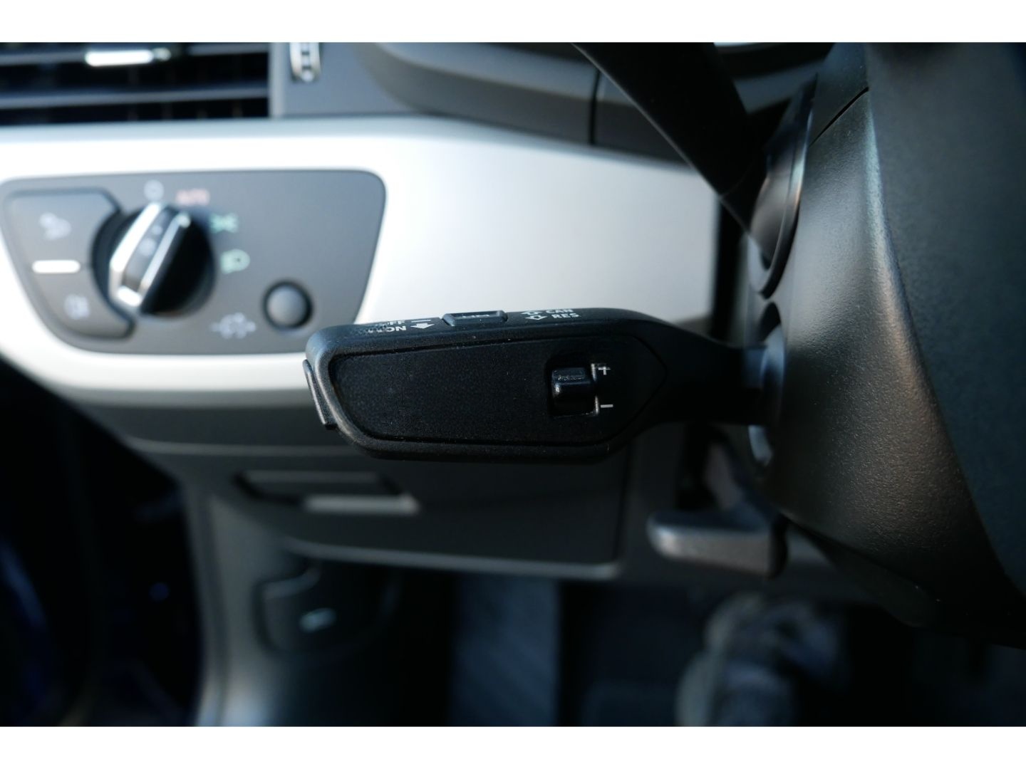 Audi A5 50 TDI q S line Pano+LED+Virtual+Kamera+ACC foto 19