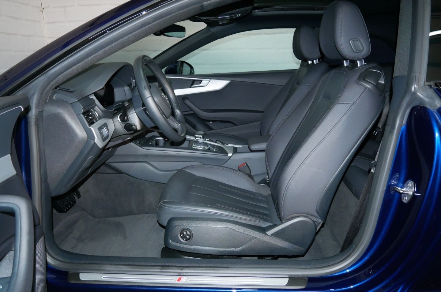 Audi A5 50 TDI q S line Pano+LED+Virtual+Kamera+ACC foto 9