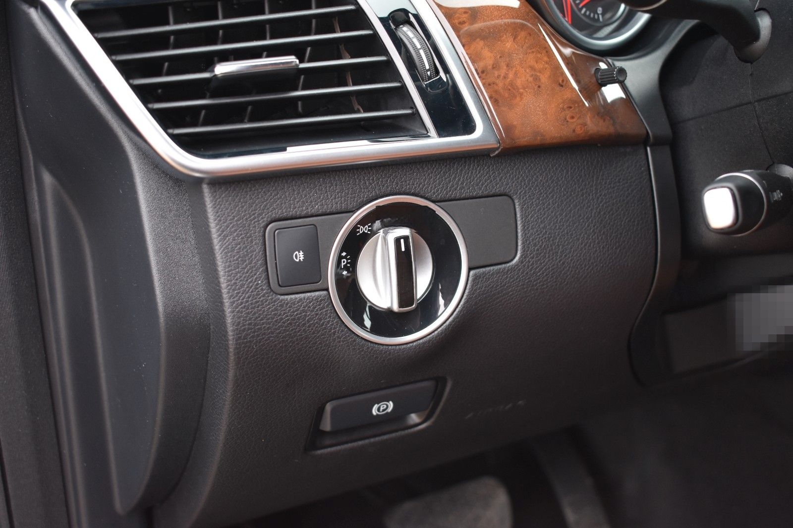 Mercedes-Benz GLE 350 d 4Matic AMG line foto 14