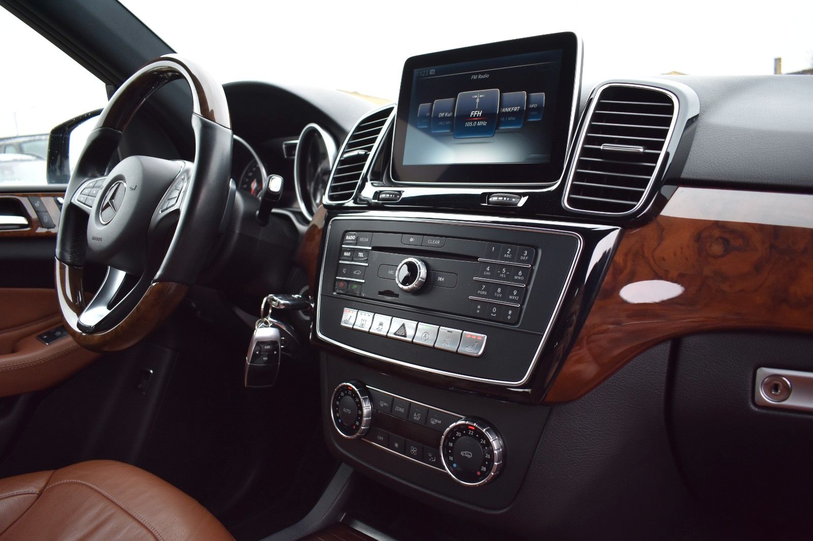 Mercedes-Benz GLE 350 d 4Matic AMG line foto 20