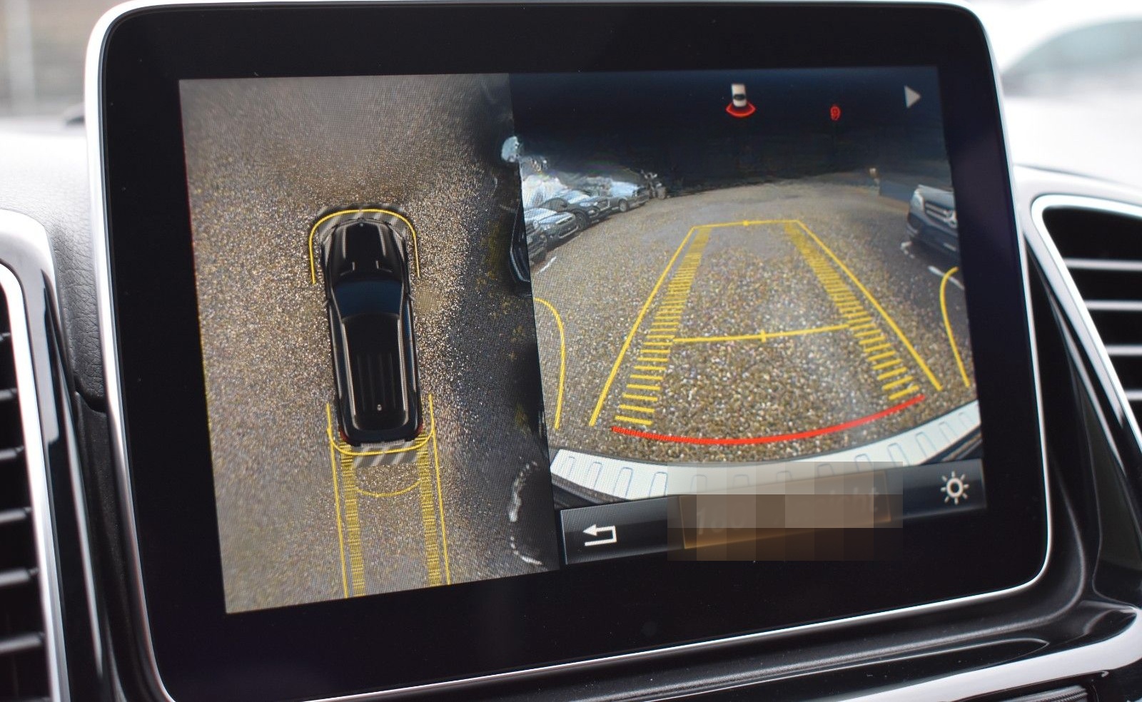 Mercedes-Benz GLE 350 d 4Matic AMG line foto 23