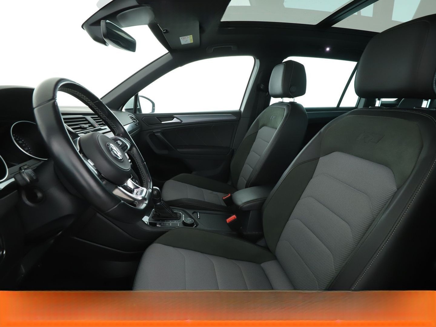 Volkswagen Tiguan 2.0 TSI Highline 4Motion BM Aut.*NAVI*HUD foto 10