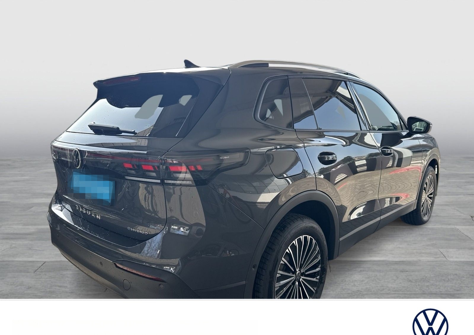 Volkswagen Tiguan 1.5 HYBRID LIFE CAM ACC LM18 CARPLAY foto 4