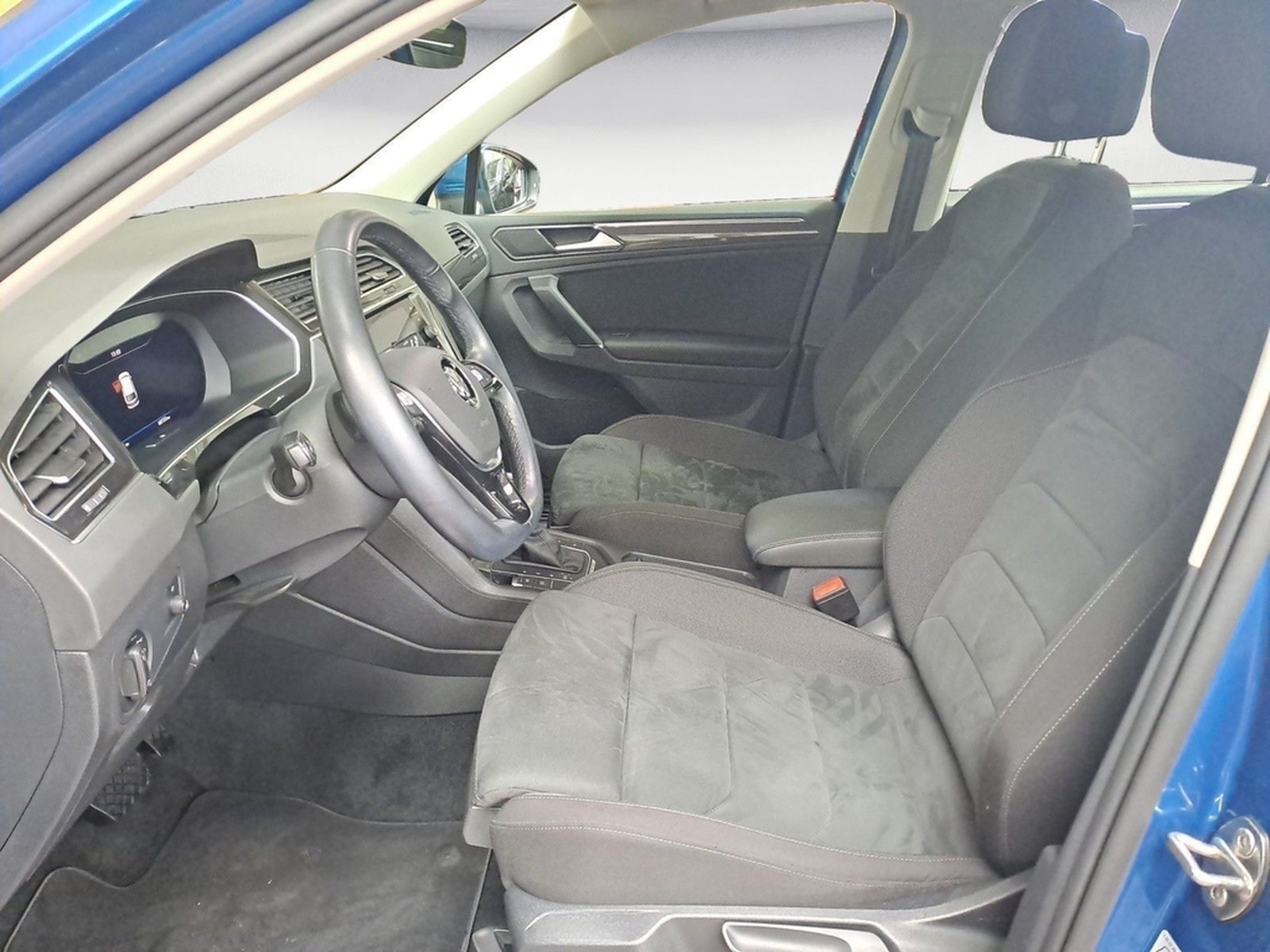 Volkswagen Tiguan 2.0 TSI Highline 4Motion DSG *DCC*NAVI*AC foto 7