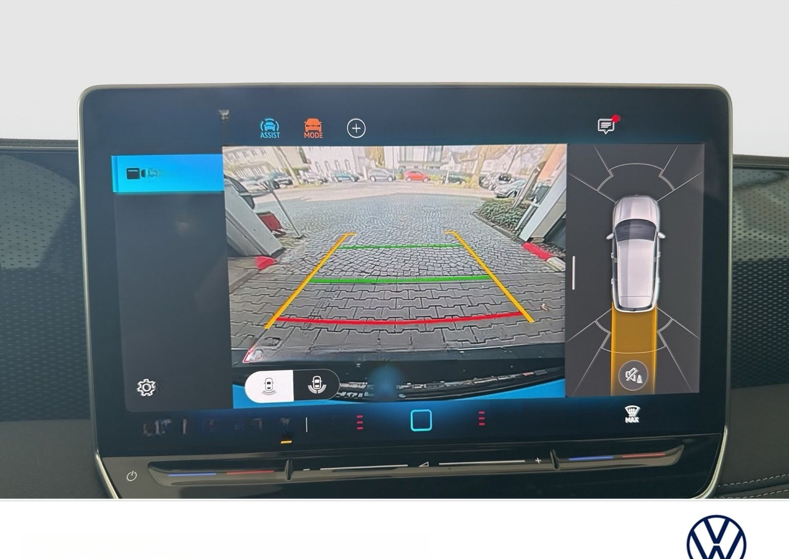 Volkswagen Tiguan 1.5 HYBRID LIFE CAM ACC LM18 CARPLAY foto 11
