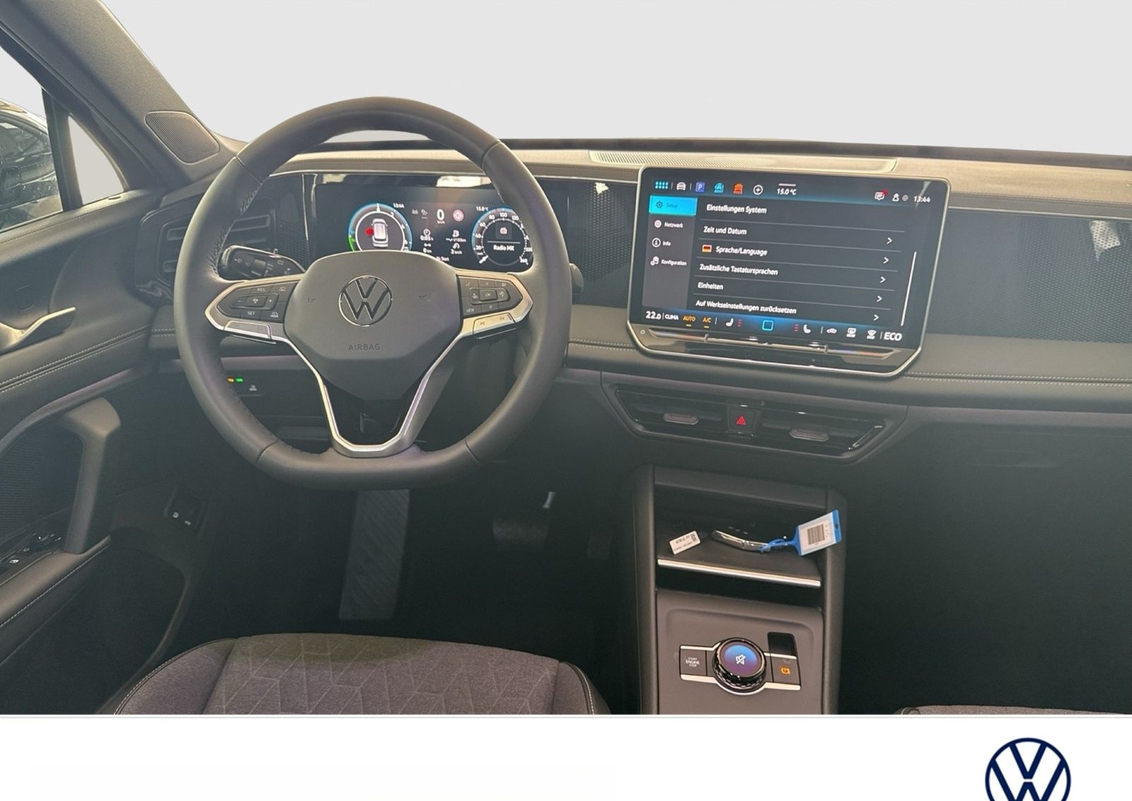 Volkswagen Tiguan 1.5 HYBRID LIFE CAM ACC LM18 CARPLAY foto 6