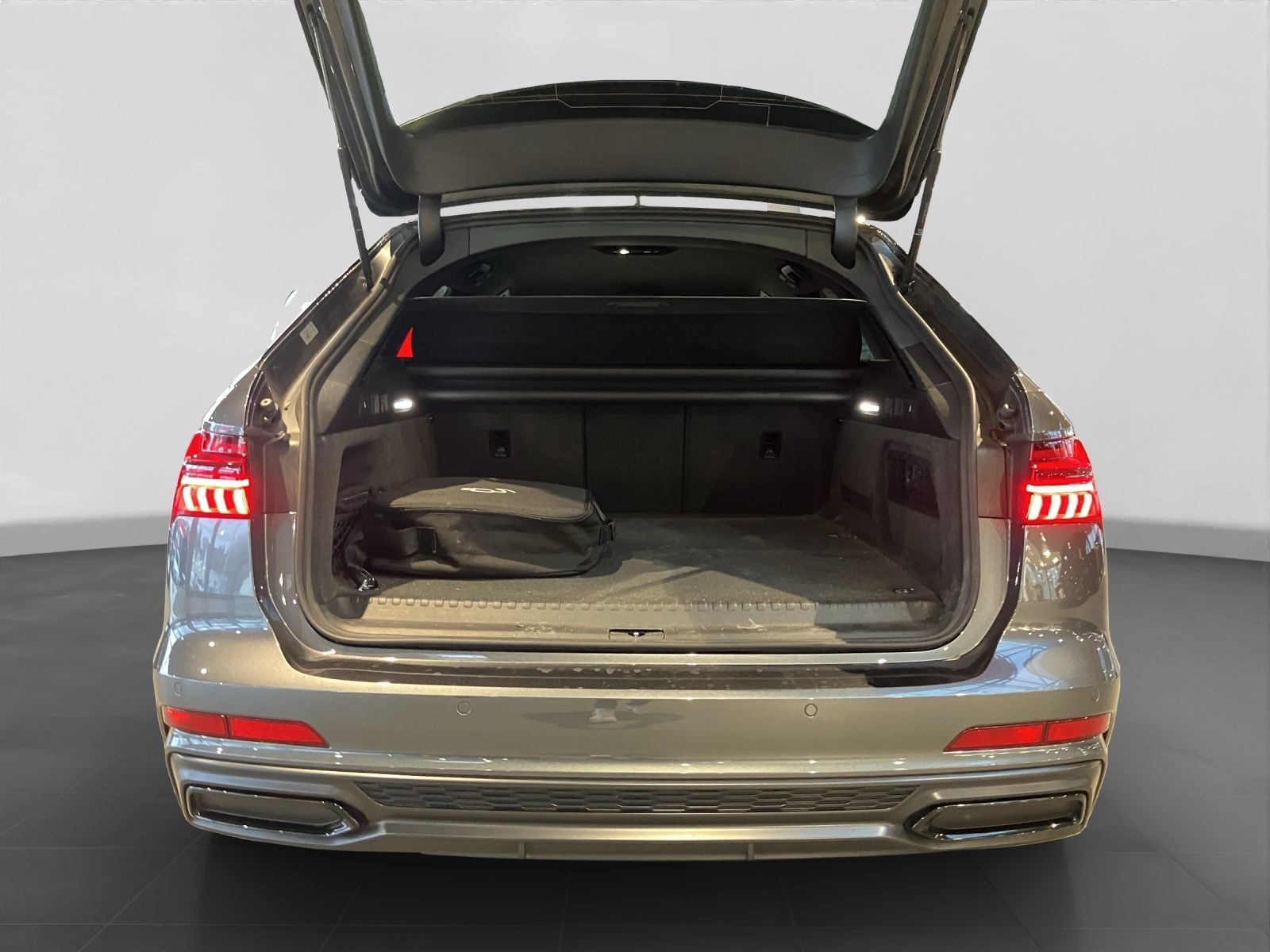Audi A6 Avant 55 TFSIe Q SPORT MATRIX NAVI+ KAMERA AC foto 17