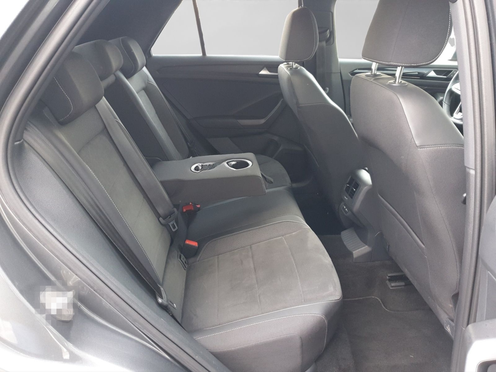 Volkswagen T-Roc 2.0 TDI DSG R-LINE AHK ACC NAVI KAMERA foto 6