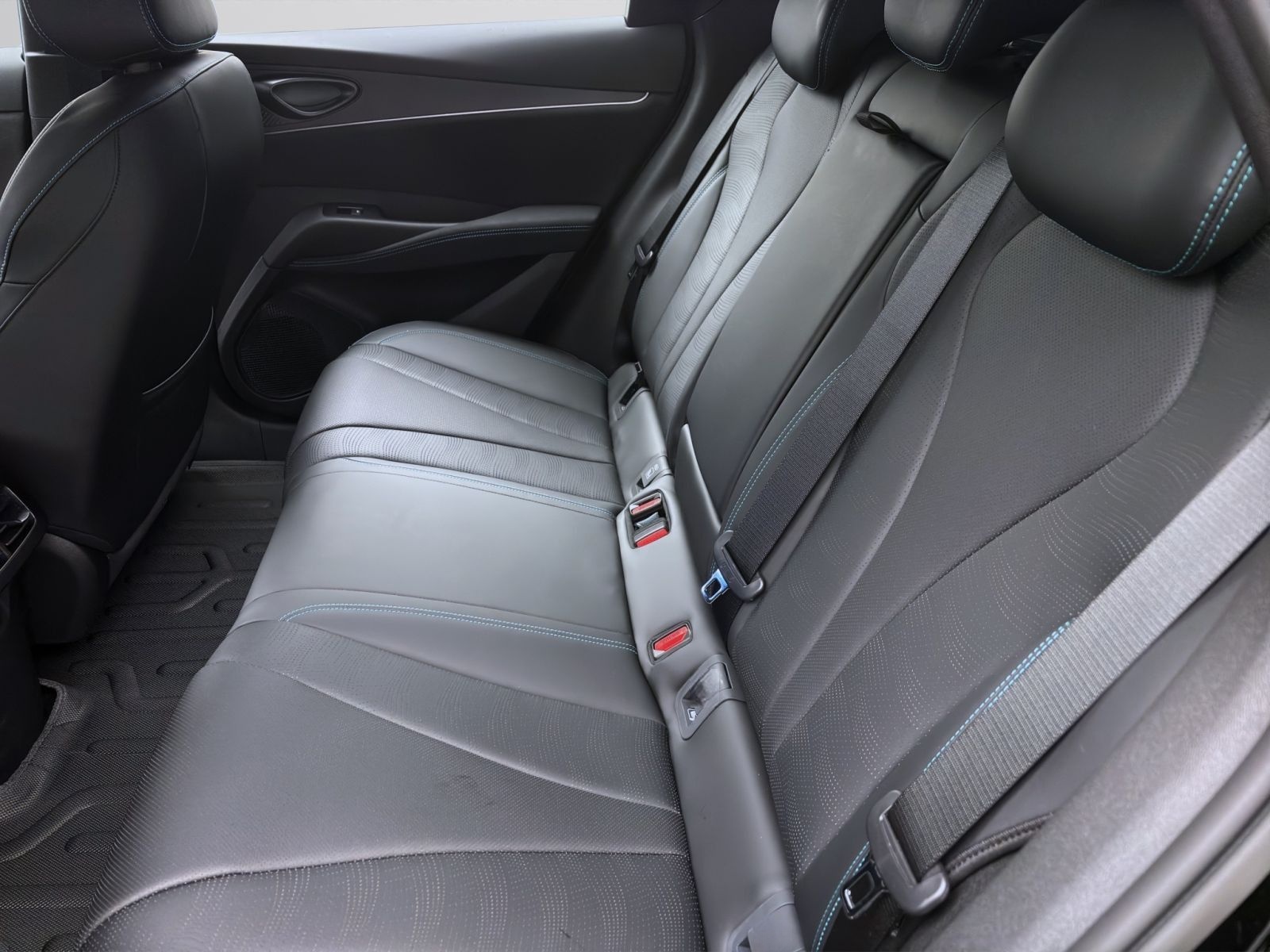 BYD SEAL 6 DM-i Touring BOOST PDC KAMERA SITZHZG DAB foto 15