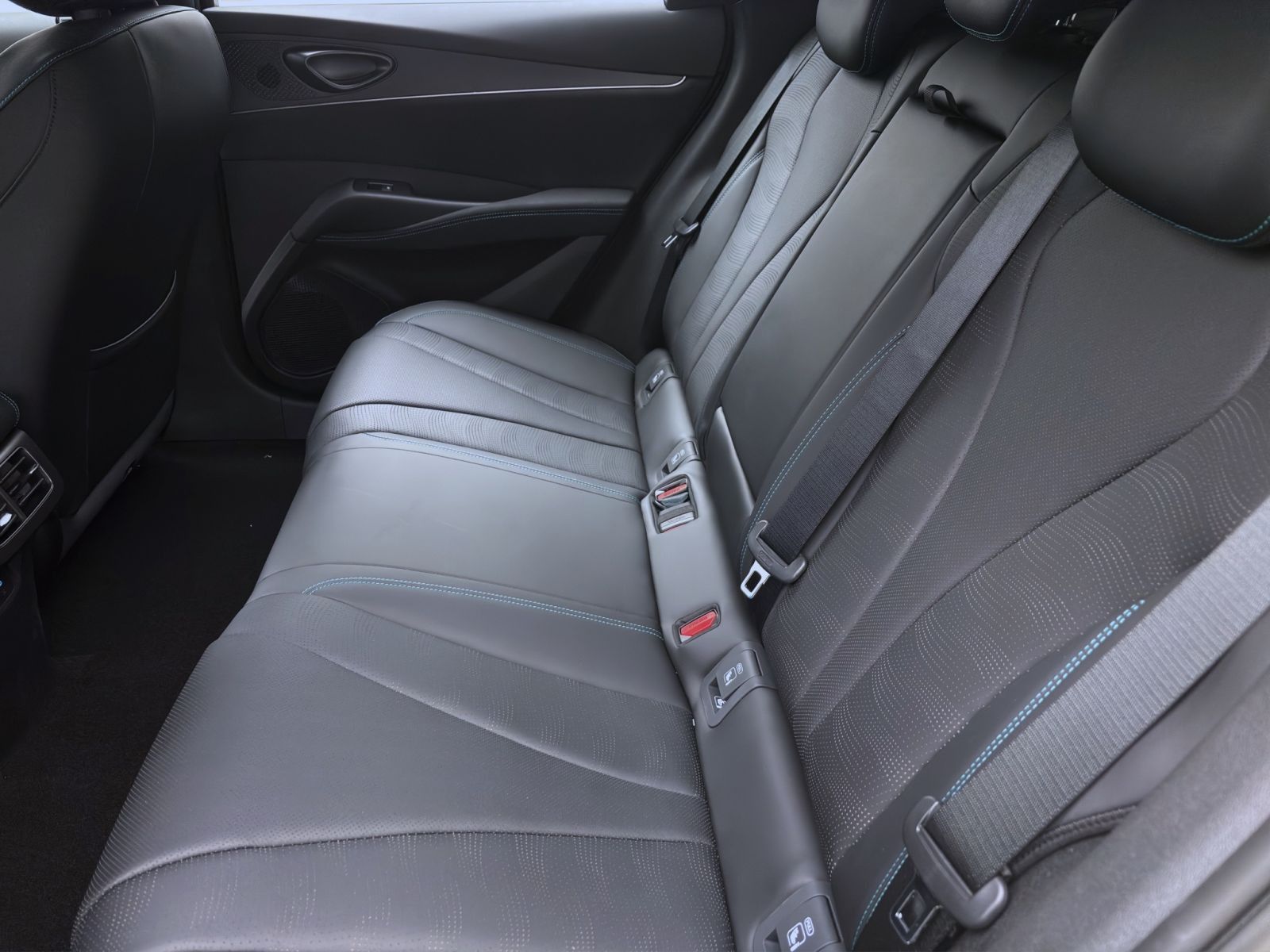 BYD SEAL 6 DM-i Touring BOOST PDC KAMERA SITZHZG DAB foto 15