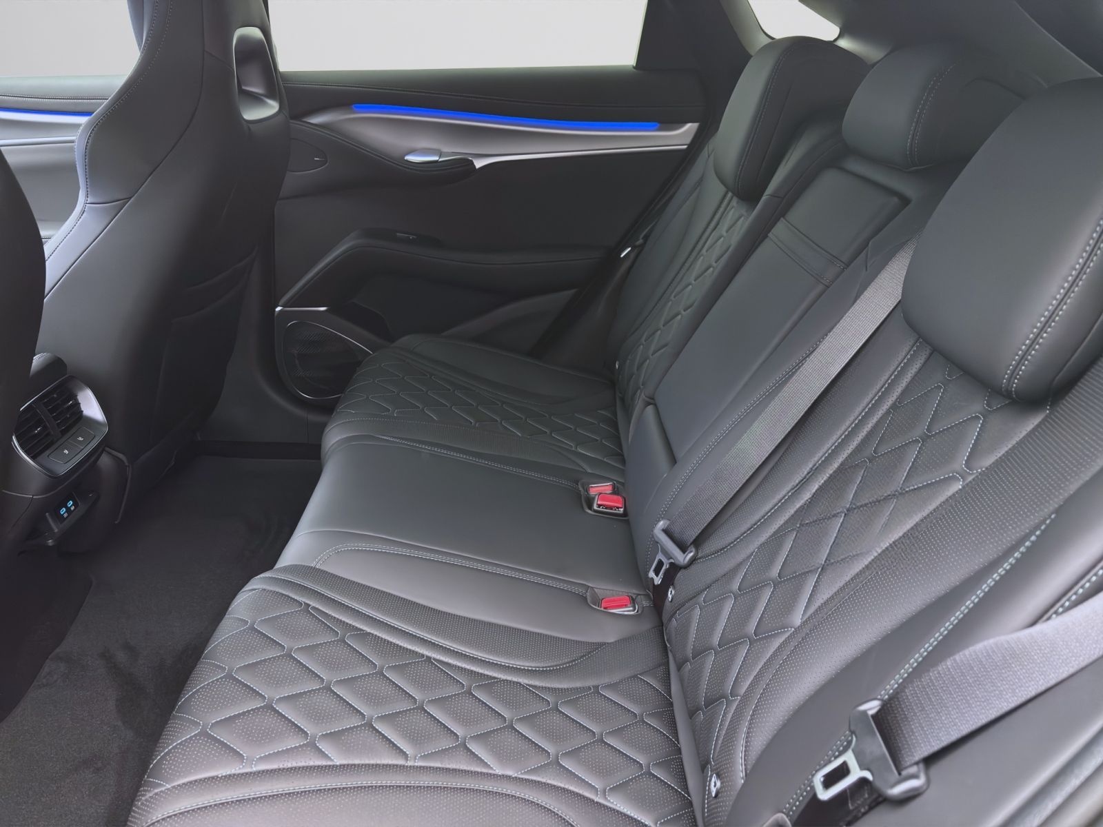 BYD SEALION 7 DESIGN AWD NAVI SHZG LM20 360* PDC foto 15