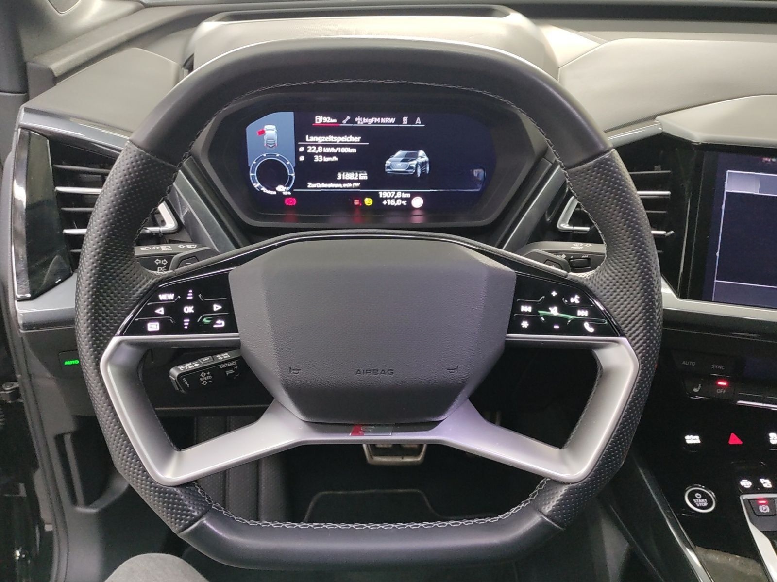 Audi Q4 Sportback e-tron 45 Q S LINE UPE77 LM20 PANO foto 9