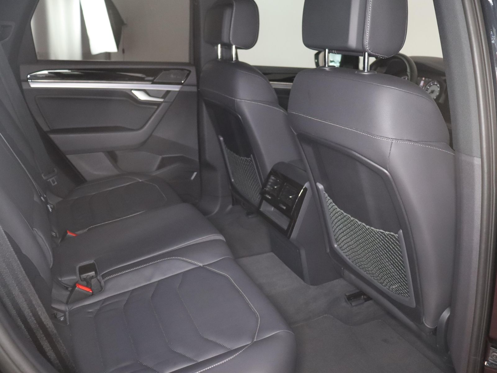 Volkswagen Touareg R-Line Black Style 3.0TSI 540,-ohne Anza foto 13
