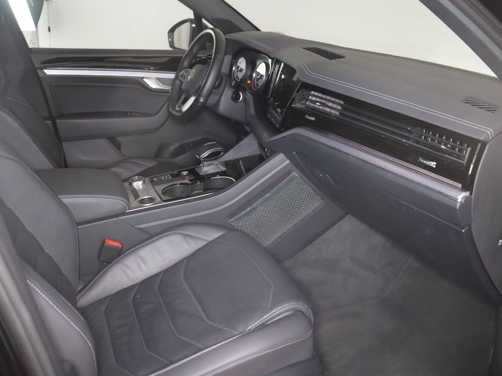 Volkswagen Touareg R-Line Black Style 3.0TSI 540,-ohne Anza foto 14